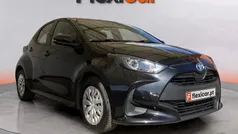 Preto Usado 2022 Toyota Yaris Hybrid Comfort | € 16.480 (Preço justo)