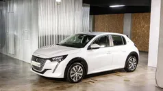 Usado 2020 Peugeot e-208 Active Citadino | € 15.990 (Preço justo)