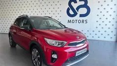 Usado 2020 Kia Stonic SUV | € 15.250 (Preço justo)