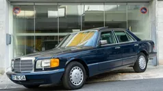Usado 1990 Mercedes E200 Sedan | € 20.000