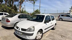 Usado 2006 Renault Clio II Citadino | € 2.500 (Bom preço)