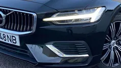Preto Usado 2021 Volvo V60 Inscription Carrinha | € 31.980 (Bom preço)