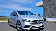 Cinza Usado 2020 Mercedes B180 AMG line Monovolume | € 25.990 (Preço justo)