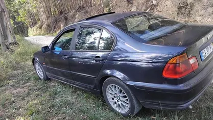 Usado BMW 320 136 HP (100 kW) 2000 Azul Sedan