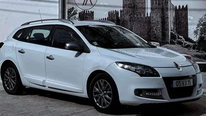 Branco Usado 2013 Renault Mégane III Carrinha | € 6.980 (Preço justo)