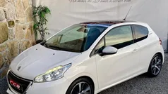 Usado 2013 Peugeot 208 GT-line Citadino | € 9.990 (Bom preço)