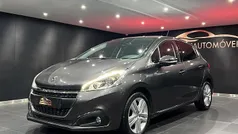 Usado 2018 Peugeot 208 Allure Citadino | € 10.900 (Preço justo)