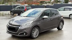 Usado 2019 Peugeot 208 Signature Sky Citadino | € 10.900 (Preço justo)