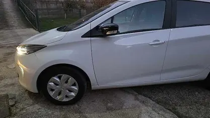 Branco Usado 2015 Renault Zoe Citadino | € 7.000 (Preço justo)