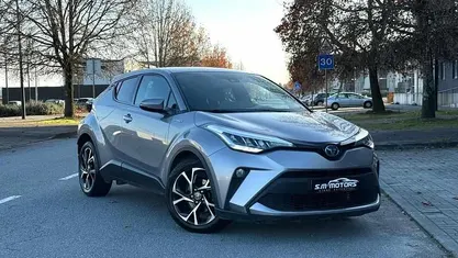 Usado 2020 Toyota C-HR SUV | € 23.750 (Preço justo)