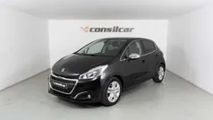 Usado 2018 Peugeot 208 Allure Citadino | € 12.480 (Preço justo)