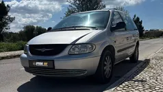 Cinzento Usado 2003 Chrysler Voyager Monovolume | € 3.900