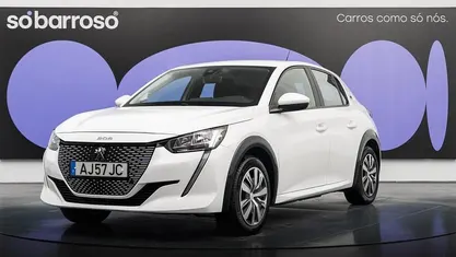 Branco Usado 2021 Peugeot e-208 Active Citadino | € 16.990 (Preço justo)