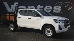 Branco Usado 2023 Toyota HiLux Pickup | € 39.980 (Preço justo)