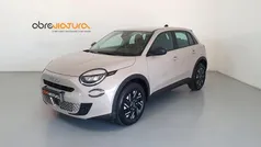 Cinza Usado 2025 Fiat 600 | € 24.000 (Preço justo)