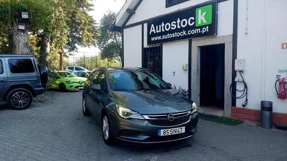 Usado 2017 Opel Astra Dynamic Carrinha | € 9.000 (Preço justo)