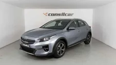 Cinza Usado 2022 Kia XCeed SUV | € 20.980