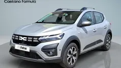 Cinzento Usado 2023 Dacia Sandero Citadino | € 17.990 (Preço justo)