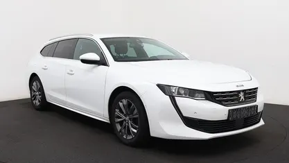 Usado 2020 Peugeot 508 SW Carrinha | € 19.900 (Preço justo)