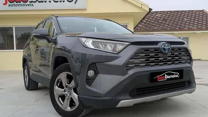 Usado Toyota RAV4 Hybrid 178 HP (130 kW) 2019 SUV