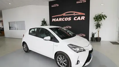 Usado Toyota Yaris Hybrid Active 100 HP (73 kW) 2017