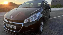 Usado 2018 Peugeot 208 Active Citadino | € 11.800 (Preço justo)