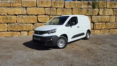 Branco Usado 2019 Peugeot Partner Premium Van | € 13.950 (Preço justo)