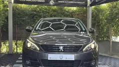Cinzento Usado 2019 Peugeot 308 Active Citadino | € 13.900 (Preço justo)