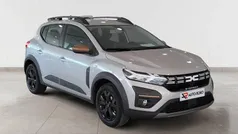 Cinzento Usado 2024 Dacia Sandero Extreme Citadino | € 17.400 (Preço justo)
