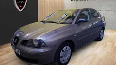 Cinzento Usado 2005 Seat Cordoba Sedan | € 6.250