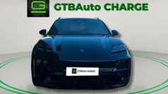 Usado 2025 Porsche Macan Turbo SUV | € 118.900