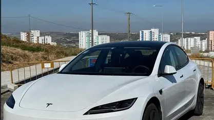Usado 2024 Tesla Model 3 Sedan | € 32.000 (Super Preço)