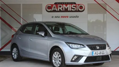 Usado Seat Ibiza Style 80 HP (58 kW) 2022 Cinza Citadino