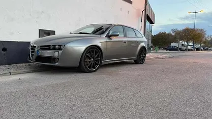 Usado Alfa Romeo 159 150 HP (110 kW) 2008 Cinzento Carrinha