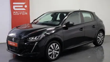 Preto Usado 2021 Peugeot e-208 Active Citadino | € 16.750 (Preço justo)