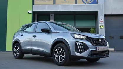 Usado Peugeot 2008 136 HP (100 kW) 2025 SUV