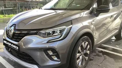 Usado 2021 Renault Captur Intens SUV | € 17.990 (Preço justo)