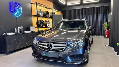 Usado Mercedes E250 204 HP (150 kW) 2014 Cinzento Carrinha
