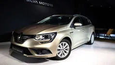 Bege Usado 2018 Renault Mégane GrandTour Intens Carrinha | € 14.950 (Preço justo)