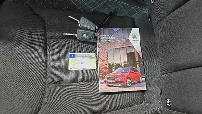 Usado Skoda Kamiq Ambition 95 HP (69 kW) 2022 Preto SUV