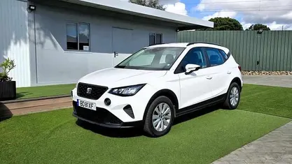 Usado Seat Arona 95 HP (69 kW) 2023 Branco SUV