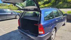 Azul Usado 2003 Ford Focus Carrinha | € 2.500
