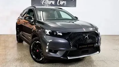 Usado DS Automobiles DS7 Crossback Performance 130 HP (95 kW) 2021 Cinzento SUV