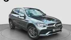 Cinza Usado 2021 Mercedes GLC300 AMG line SUV | € 44.990 (Preço justo)