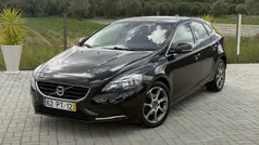 Preto Usado 2015 Volvo V40 Ocean Race Carrinha | € 13.950 (Preço justo)
