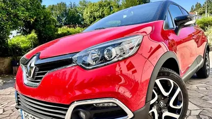 Usado Renault Captur 120 HP (88 kW) 2017 Vermelho SUV