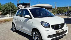 Branco Usado 2018 Smart ForFour Electric Drive Passion Citadino | € 10.750 (Preço justo)
