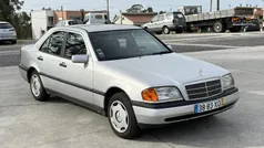 Usado 1993 Mercedes C200 | € 2.500