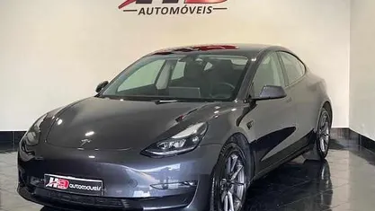 Usado Tesla Model 3 Standard Range 208 kW (283 HP) 2023 Sedan
