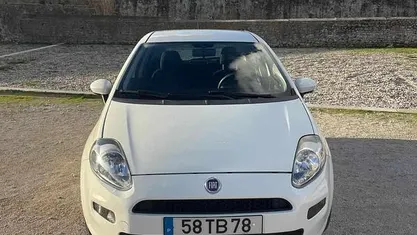 Usado Fiat Punto S 69 HP (50 kW) 2017 Branco Citadino
